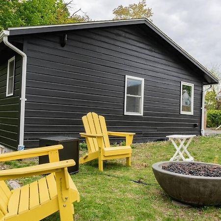 Campfire Cottage Fireplace, Fire Pit & No Chores! Kingston Esterno foto