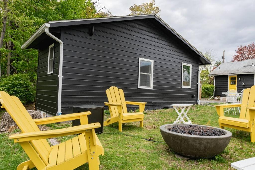 Campfire Cottage Fireplace, Fire Pit & No Chores! Kingston Esterno foto